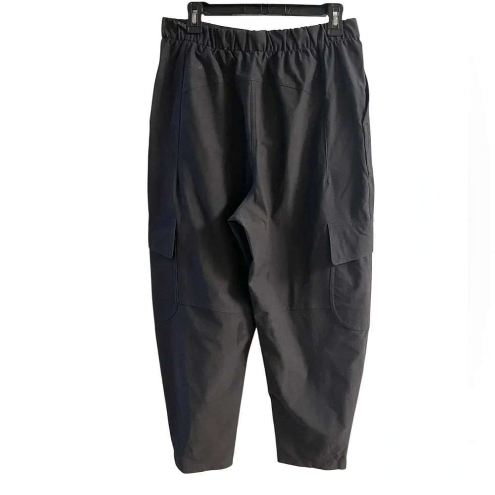 Lululemon dark grey cargo pants women Sz 30 - Picture 2 of 6